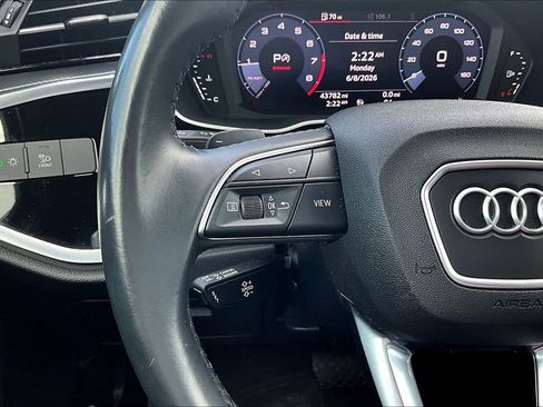Used 2020 Audi Q3 2.0T Premium Plus AWD/4WD image 11