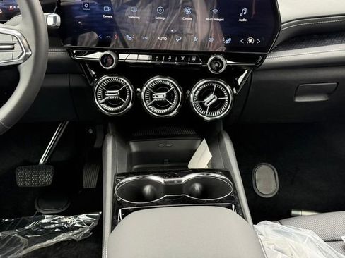New 2026 Chevrolet Blazer EV LT FWD image 10