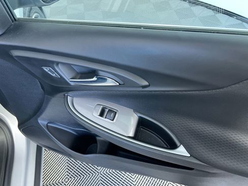 Used 2020 Chevrolet Malibu RS FWD image 27