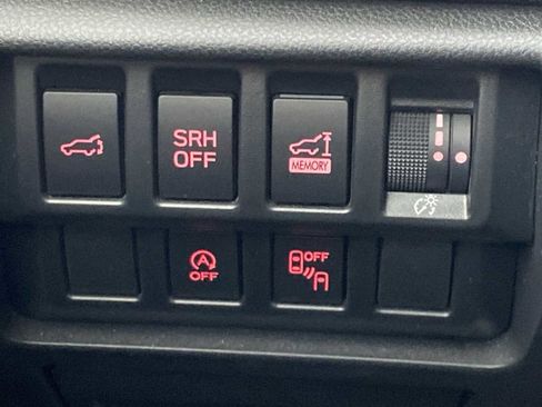 Used 2023 Subaru Forester Premium image 28