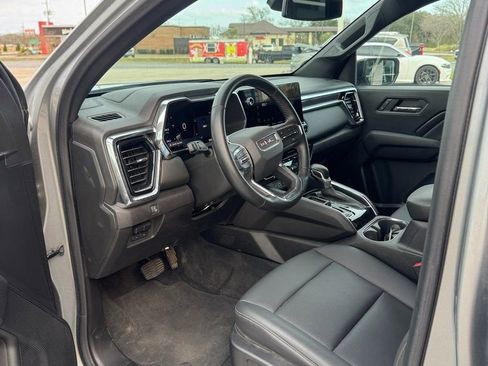 Used 2024 GMC Canyon Elevation w/ Elevation Premium Package image 10
