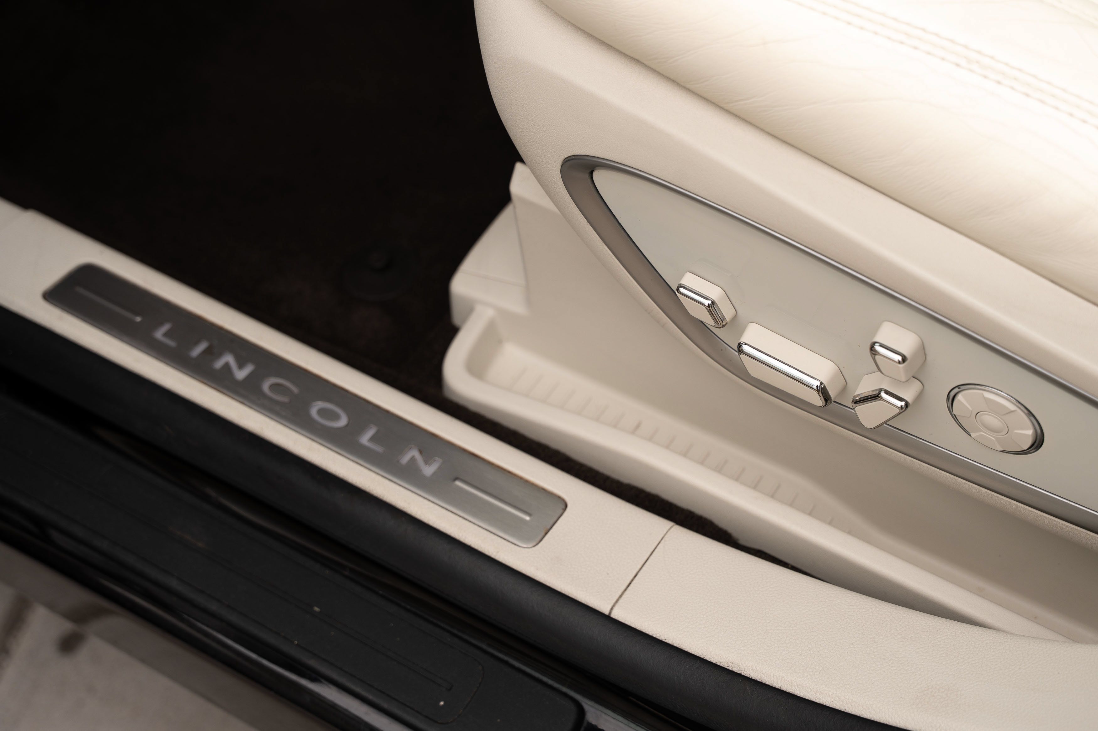 Used 2020 Lincoln Nautilus Black Label AWD/4WD image 17