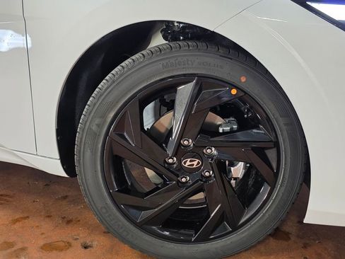 New 2026 Hyundai Elantra SEL Sport image 9