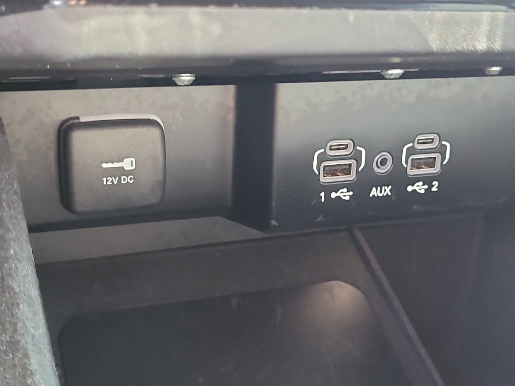 Certified 2024 Jeep Wagoneer Series II w/ Flexible Seating Group AWD/4WD image 30
