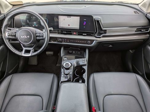 Certified 2025 Kia Sportage EX AWD/4WD image 15