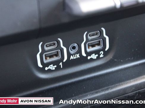 Used 2022 RAM 1500 Big Horn AWD/4WD image 38