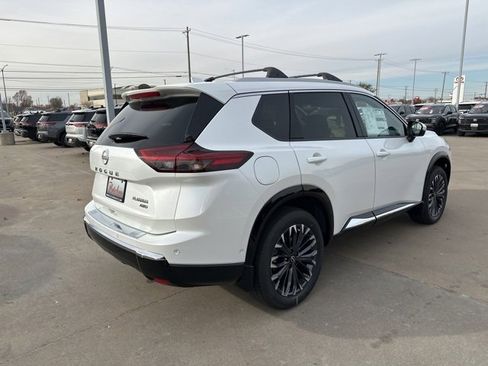 New 2026 Nissan Rogue Platinum w/ Platinum Premium Package image 5