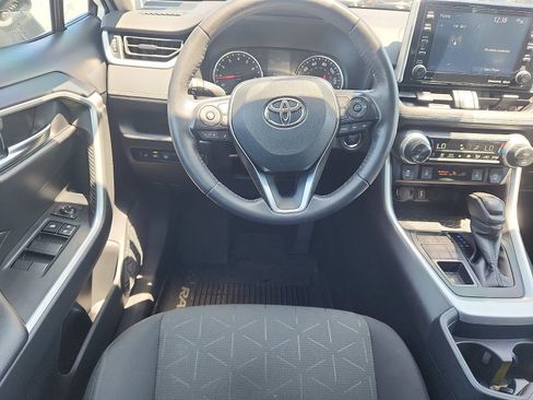 Used 2021 Toyota RAV4 XLE w/ Convenience Package AWD/4WD image 10