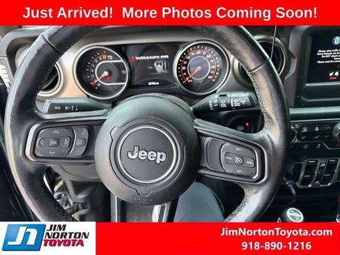 Used 2019 Jeep Wrangler Unlimited Sport S AWD/4WD image 11