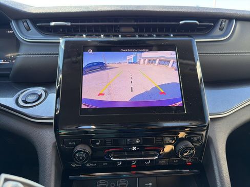 Used 2021 Jeep Grand Cherokee L Laredo w/ Luxury Tech Group I image 29