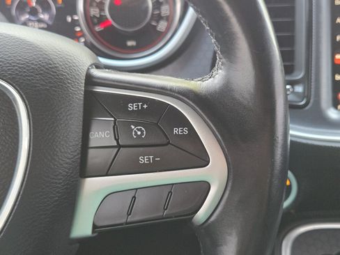 Used 2015 Dodge Challenger R/T Scat Pack w/ Leather Interior Group RWD image 20