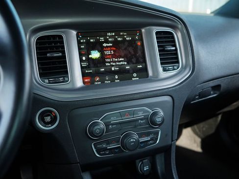 Used 2023 Dodge Charger SXT RWD image 8