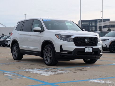 Certified 2023 Honda Passport EX-L image 4