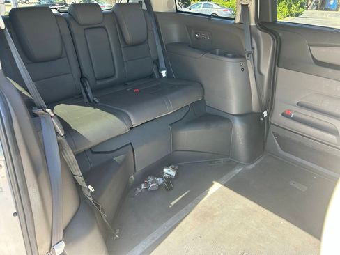 Used 2015 Honda Odyssey Touring Elite image 7