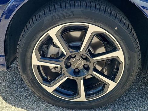 Certified 2025 Audi Q3 2.0T Premium Plus w/ Premium Plus Package image 9