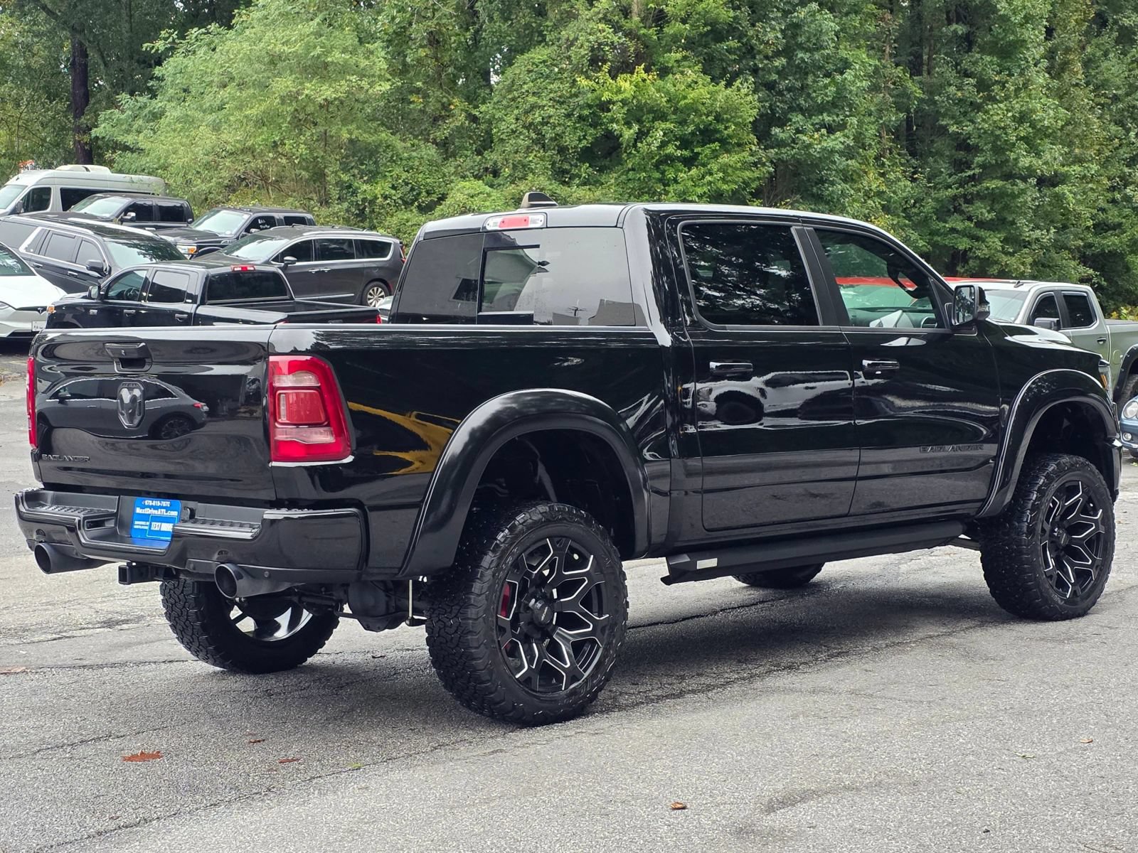Used 2024 RAM 1500 Laramie AWD/4WD image 7