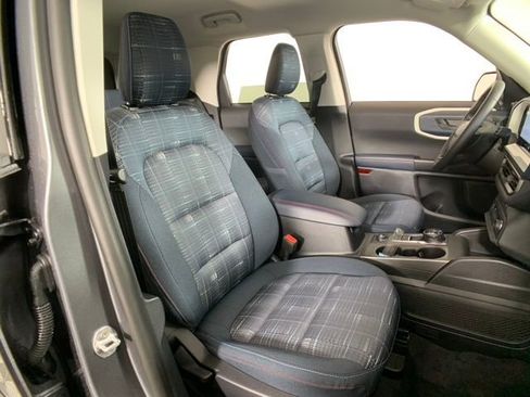 Used 2025 Ford Bronco Sport Heritage w/ Convenience Package image 32