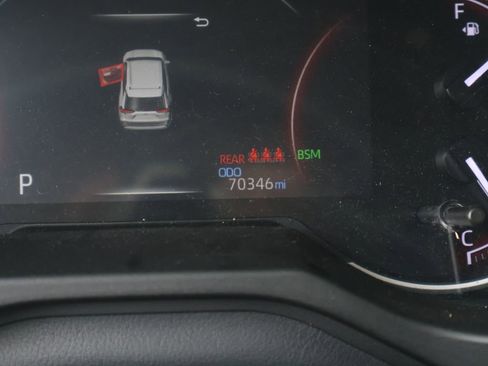 Used 2019 Toyota RAV4 Adventure w/ Cold Weather Package AWD/4WD image 37