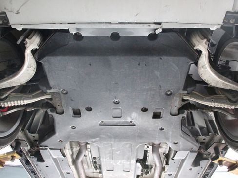 Used 2019 Jaguar F-PACE S image 94