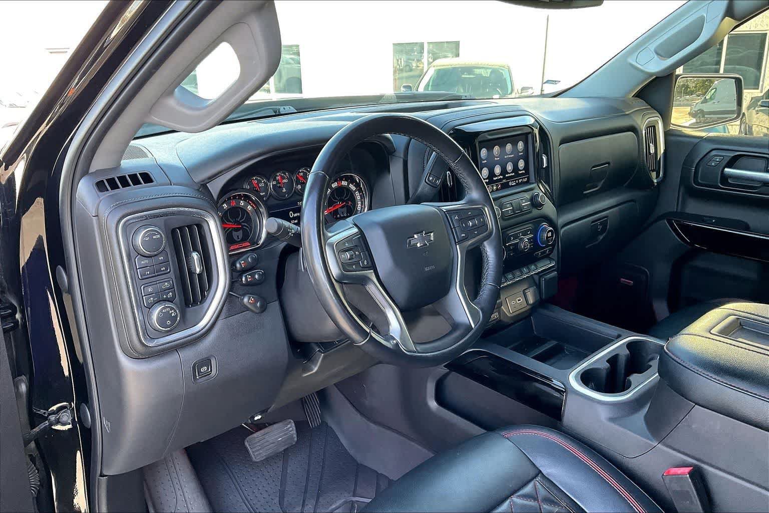 Used 2021 Chevrolet Silverado 1500 RST w/ All Star Edition Plus AWD/4WD image 2
