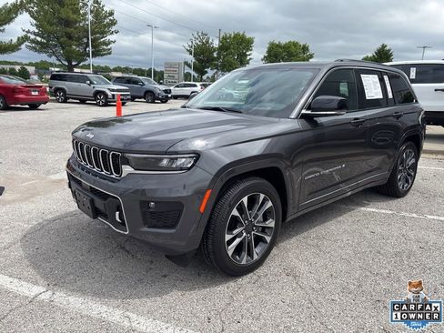 Used 2025 Jeep Grand Cherokee Overland w/ Adv Protech Group III AWD/4WD image 13