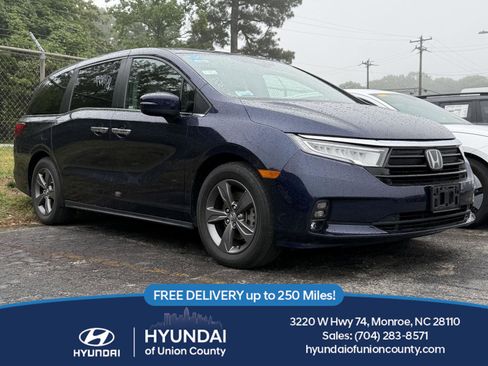 Used 2022 Honda Odyssey EX image 1