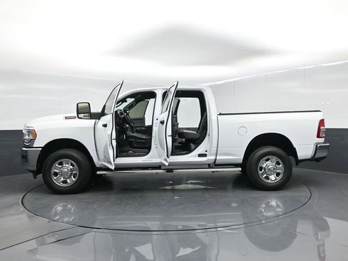 Used 2023 RAM 3500 Tradesman w/ Chrome Appearance Group image 65