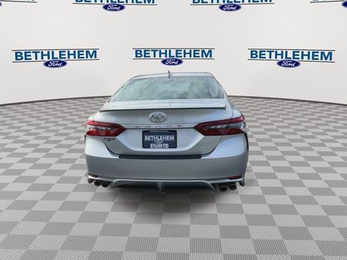 Used 2022 Toyota Camry XSE image 7