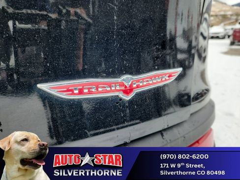 Used 2018 Jeep Cherokee Trailhawk w/ Cold Weather Group image 28