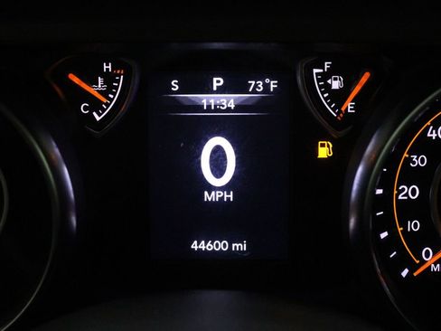 Used 2022 Jeep Wrangler Unlimited Sport image 40