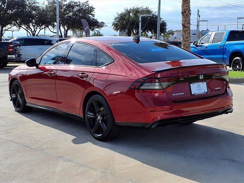 Used 2024 Honda Accord Sport image 5