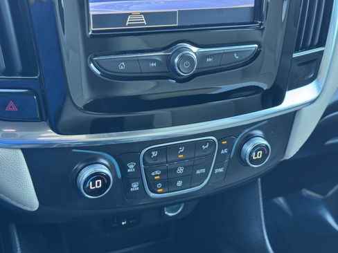 Used 2023 Chevrolet Traverse LS w/ Safety Package image 15
