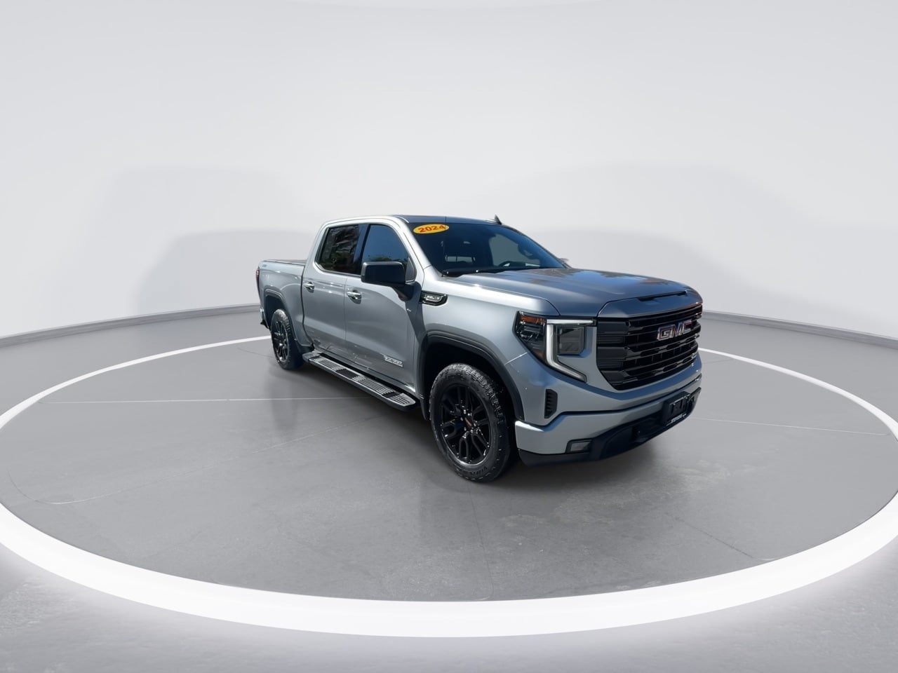 Used 2024 GMC Sierra 1500 Elevation w/ X31 Off-Road Package AWD/4WD image 2