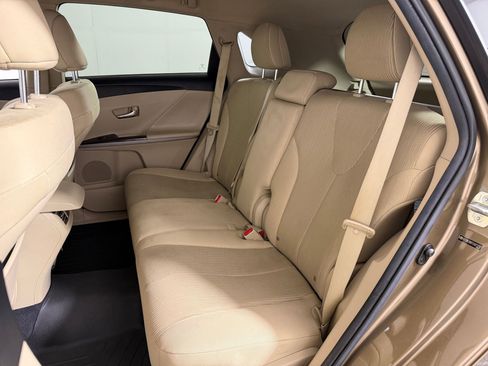 Used 2012 Toyota Venza LE w/ LE Convenience Pkg AWD/4WD image 12