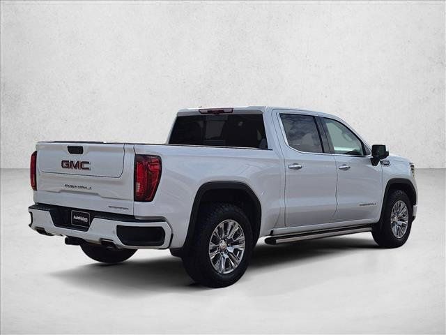Used 2023 GMC Sierra 1500 Denali w/ Technology Package AWD/4WD image 5