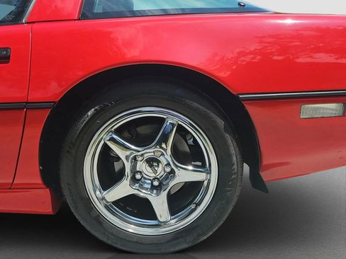 Used 1990 Chevrolet Corvette ZR-1 image 11