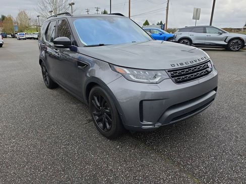 Used 2017 Land Rover Discovery HSE image 8