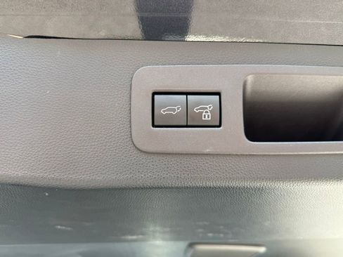 Used 2024 Lexus LX 600 4WD w/ Luxury Package image 44