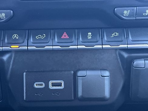 Used 2020 GMC Sierra 1500 SLT w/ SLT Premium Plus Package image 8