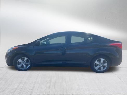 Used 2013 Hyundai Elantra GLS w/ Preferred Pkg FWD image 4