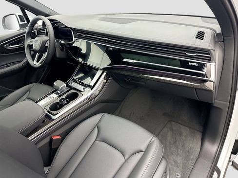 Used 2026 Audi Q7 3.0T Premium Plus AWD/4WD image 16