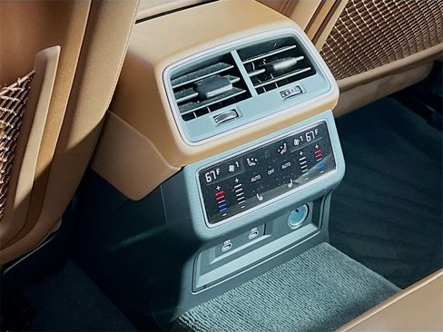 Used 2024 Audi A6 Premium Plus w/ Premium Plus Package image 26