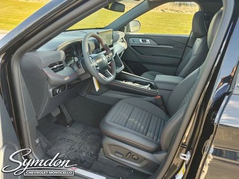 New 2025 Ford Explorer ST-Line w/ Premium Package AWD/4WD image 9