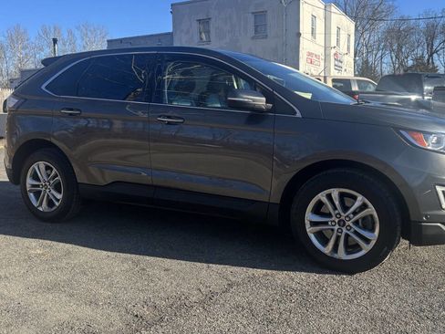 Used 2015 Ford Edge Titanium w/ Equipment Group 302A image 8