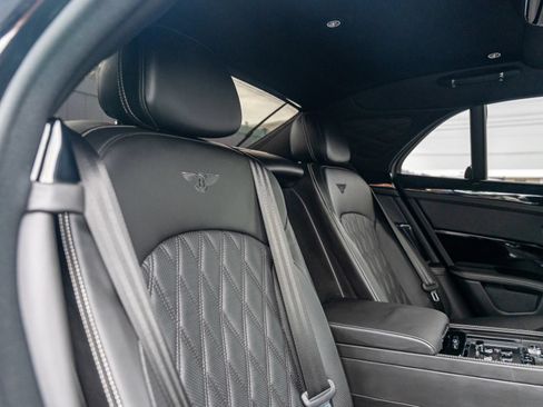 Used 2017 Bentley Mulsanne RWD image 22