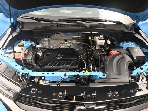 Used 2023 Chevrolet TrailBlazer RS w/ Sun and Liftgate Package FWD image 12