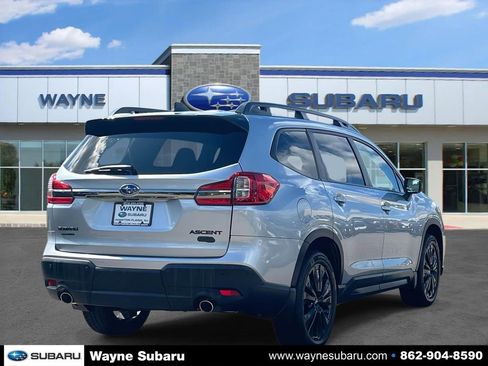 Used 2022 Subaru Ascent Onyx Edition image 4