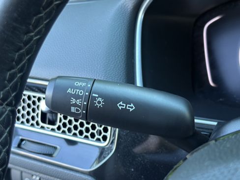 Used 2022 Honda Civic EX-L image 19