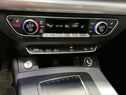 Used 2018 Audi Q5 Premium Plus w/ Premium Plus Package image 33