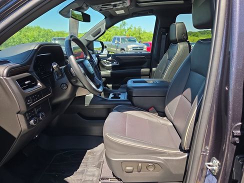 Certified 2023 Chevrolet Suburban Premier AWD/4WD image 27